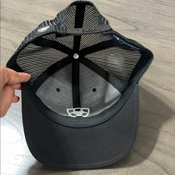 Ariat Flex Fit with Ariat Logo and Script Country Wear Trucker - Picture 4 of 8